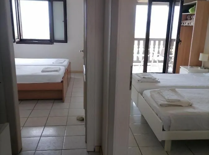 Summer House @fourka 度假居 *