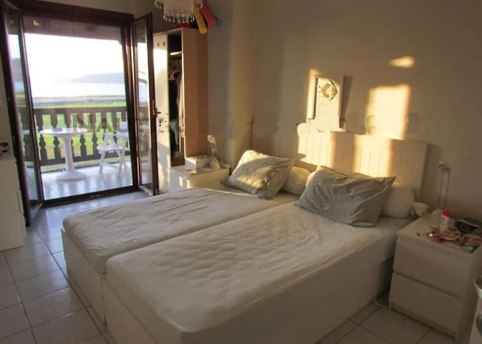 Summer House @fourka 度假居 *